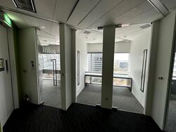 Gateway West (D7), Office #544180501